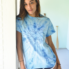 Load image into Gallery viewer, unisex blue tie dye tee dolphin
